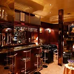 Hotel Princesse Caroline Paris