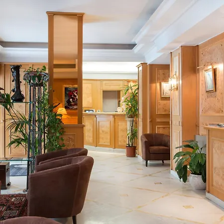 Princesse Caroline Paris