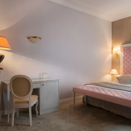 Princesse Caroline 3*