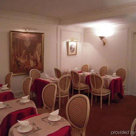 Princesse Caroline Paris