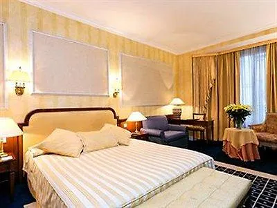 Princesse Caroline Hotel 3*
