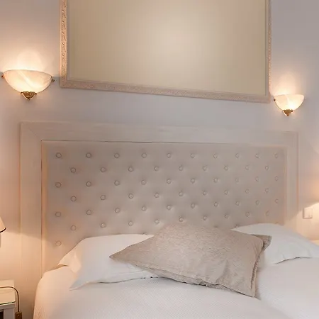 Princesse Caroline 3* Paris