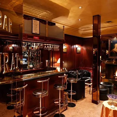 Hotel Princesse Caroline Parigi
