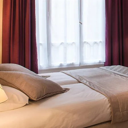Hotel Princesse Caroline Parigi