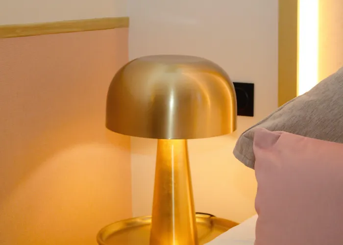 Hotel Princesse Caroline Paris